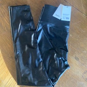Papaya high waisted leggings by knix in medium